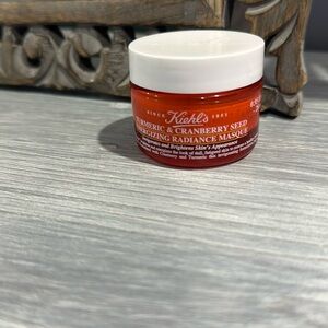 Kiehl’s Turmeric cranberry seed energizing radiance masque .95oz new never used!